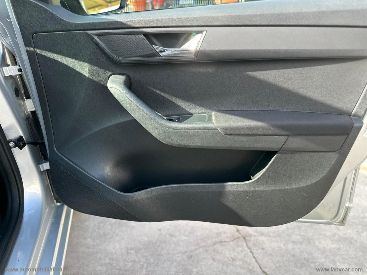 SKODA Fabia 1.0 MPI 60 CV Design Edition