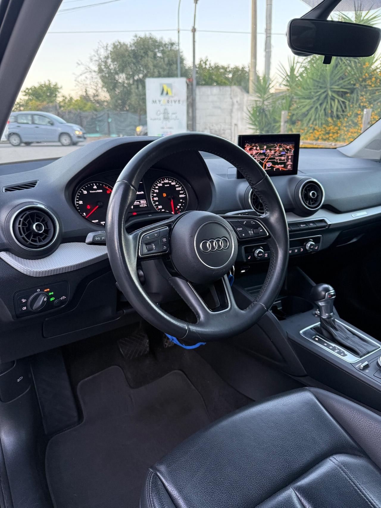 Audi Q2 30 TDI S tronic Business Design