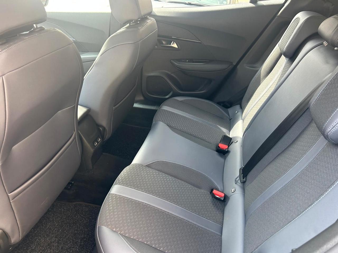 Peugeot 2008 BlueHDi 100 S&S Active