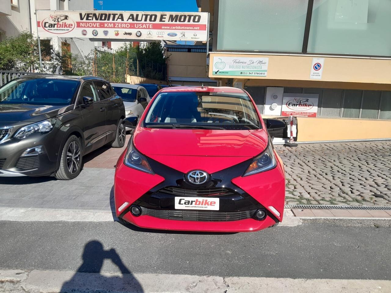 Toyota Aygo 1.0 VVT-i 69 CV 5 porte x-cite