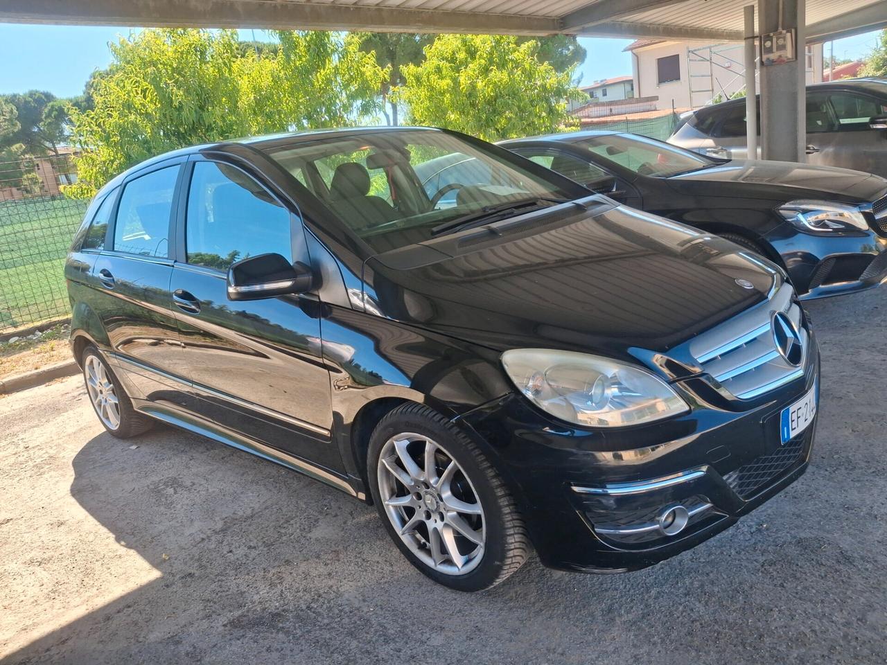 Mercedes-benz B 180 CDI Premium-NAVI-AUTOMATICA-