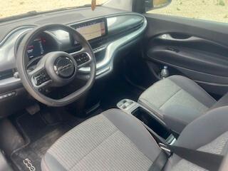 Fiat 500 500e Berlina 42 kWh Passion