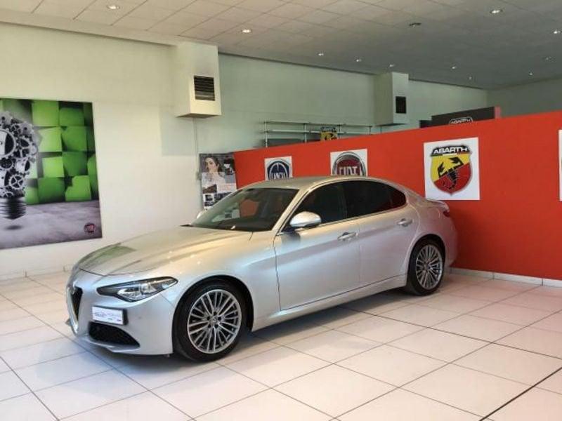 Alfa Romeo Giulia 2.2 T-Diesel 180CV AT8 Super Q2 - PACK PERFORMANCE