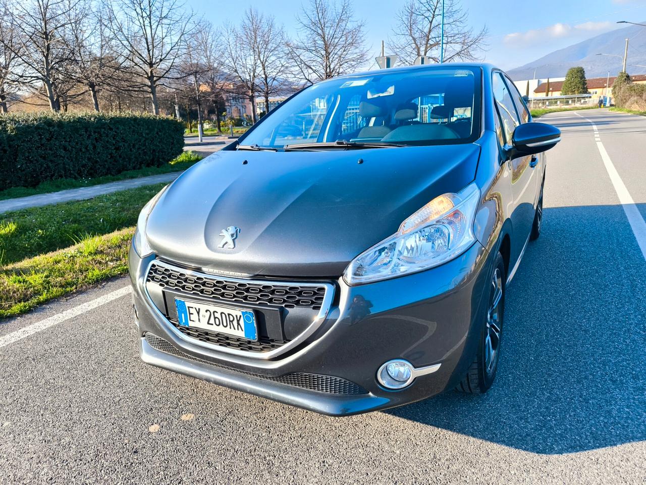 PEUGEOT 208 1,4 HDI ALLURE – OK NEOPATENTATI-