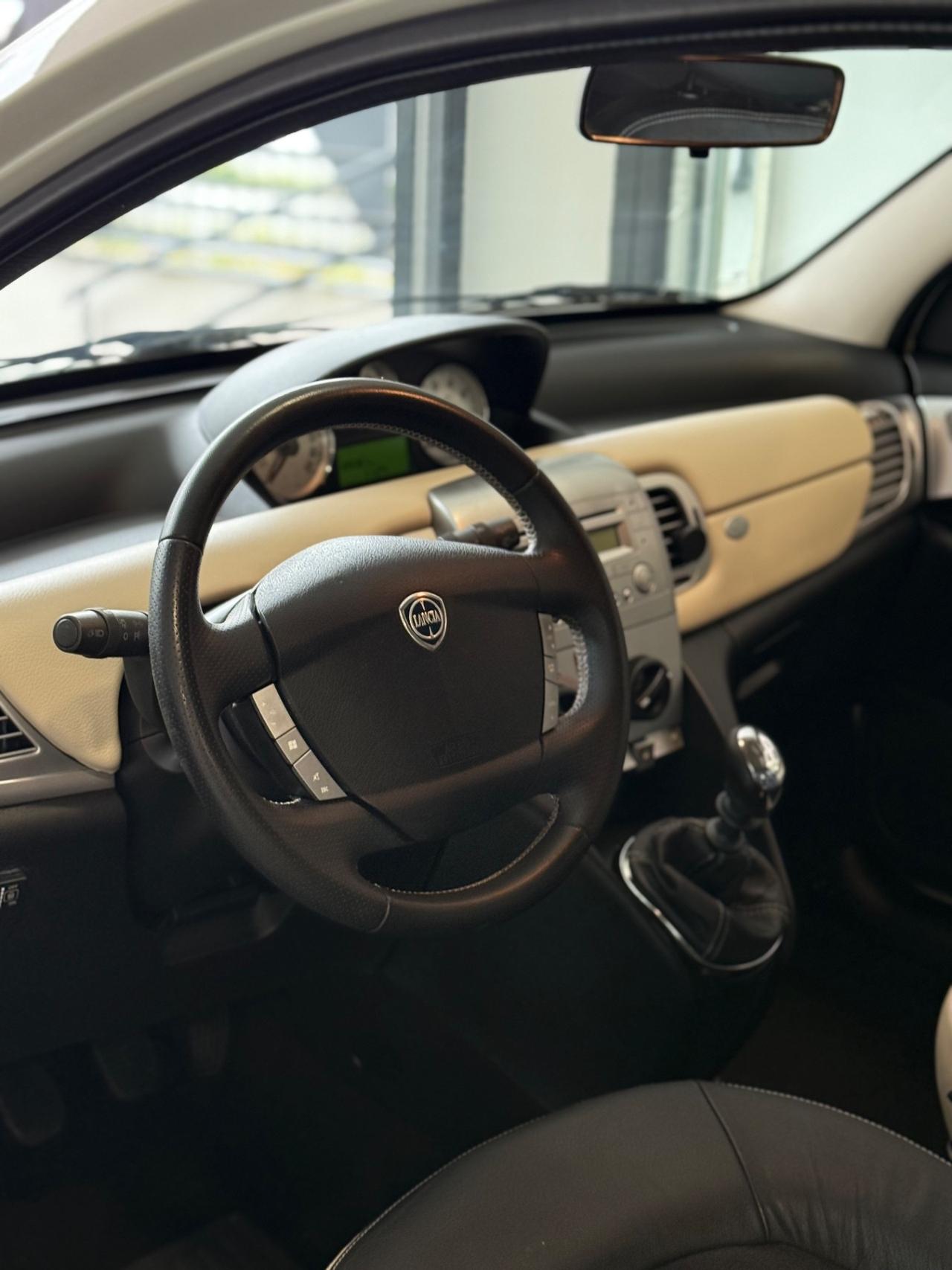 Lancia Ypsilon 1.4 E-Collection Ecochic GPL