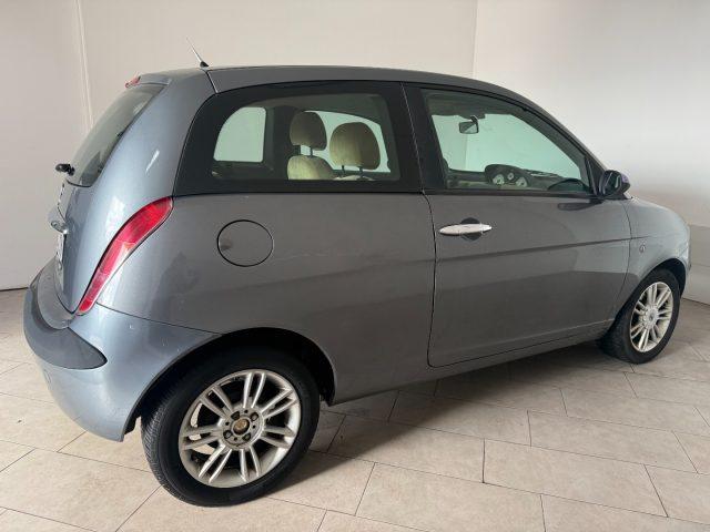 LANCIA Ypsilon 1.2