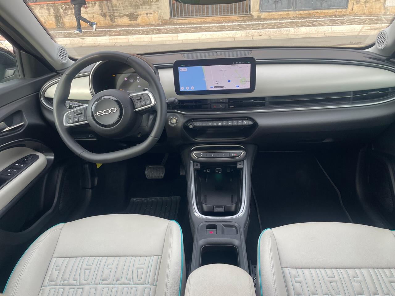 Fiat 600 Hybrid 136 CV DCT MHEV La Prima