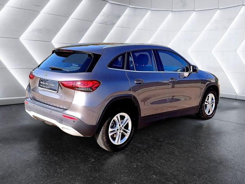 Mercedes-Benz GLA 180 Sport auto