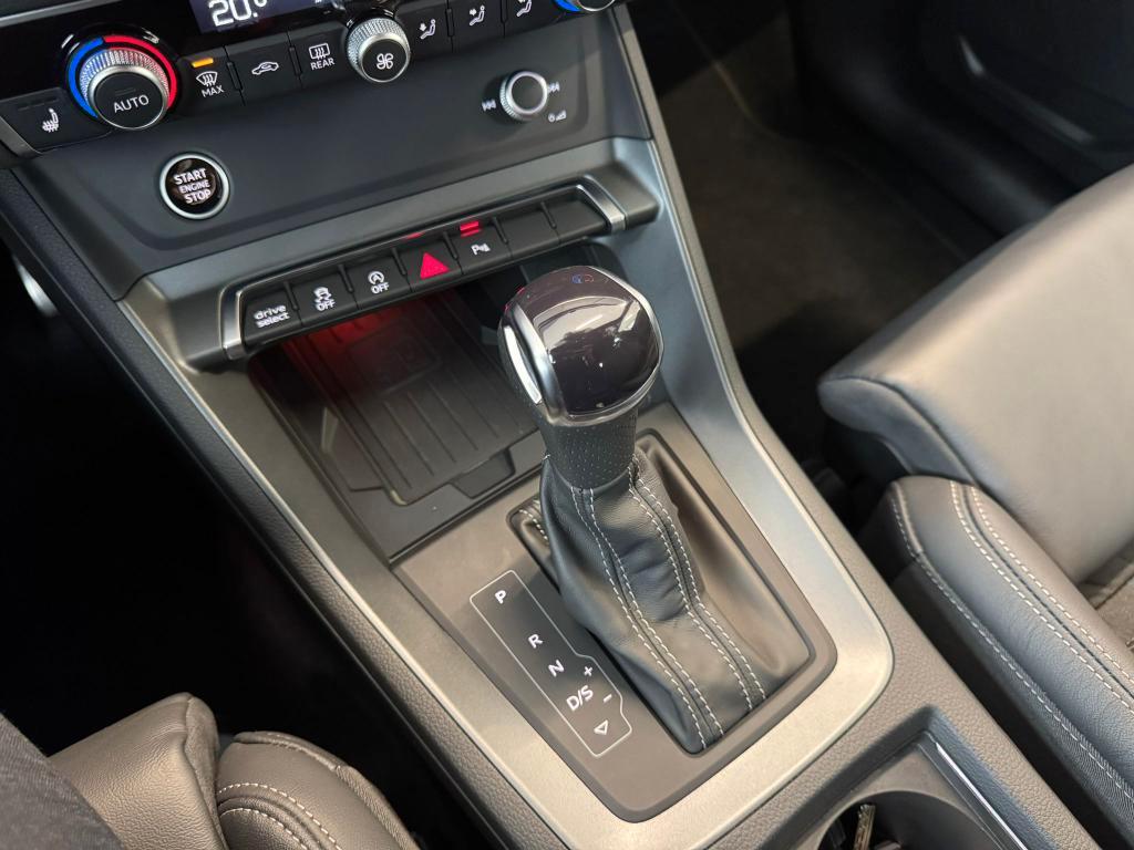 Audi Q3 Sportback 2.0 tdi S line edition 150cv s-tronic Identity Black