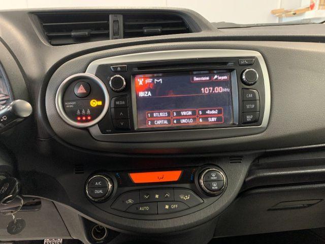 TOYOTA Yaris 1.0 Benzina Lounge 5 Porte