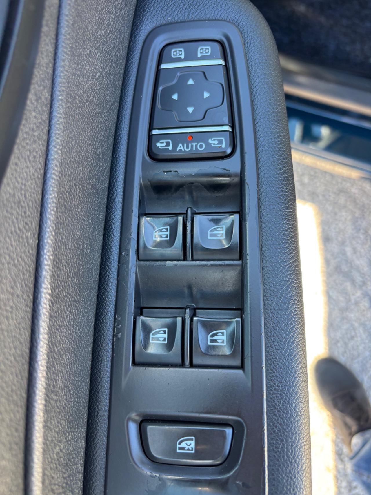 RENAULT CAPTUR TCE 90CV 80.000KM FULL OPT