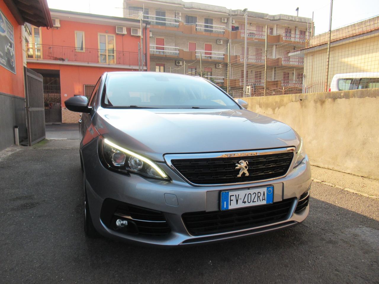 Peugeot 308 BlueHDi 130 S&S Allure