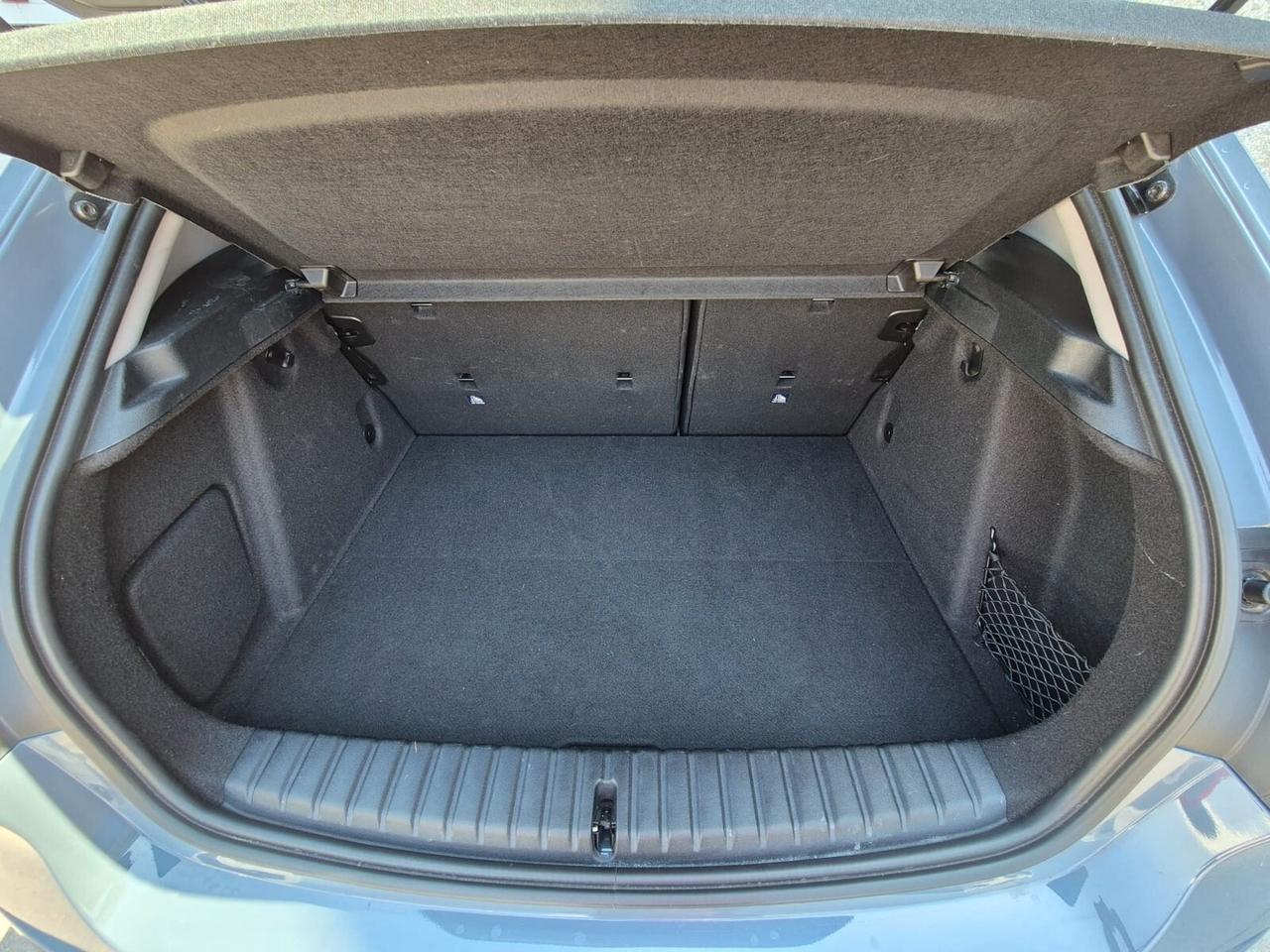 Bmw 118i 5p. Business Advantage