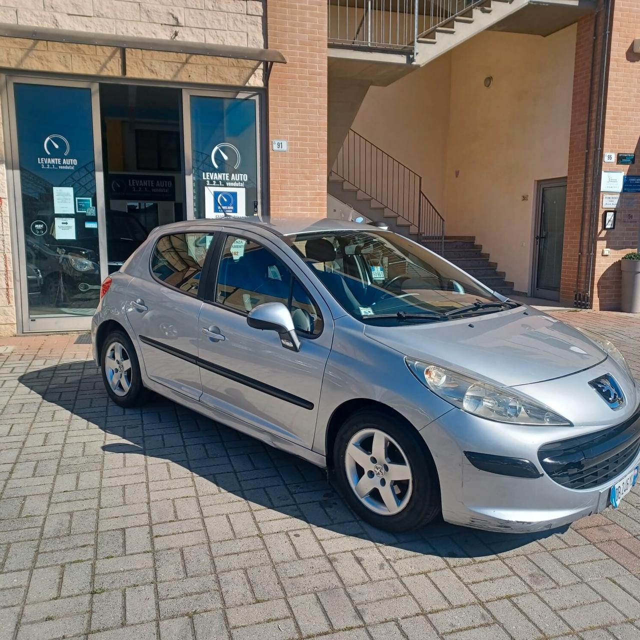 178848 PEUGEOT 207 1.4 TDI NEOPATENTATI