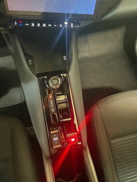 Alfa Romeo Junior 1.2 136 CV Hybrid eDCT6