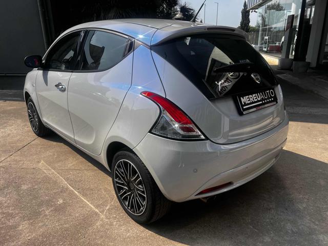 LANCIA Ypsilon 1.2 69 CV 5 porte S&S Gold