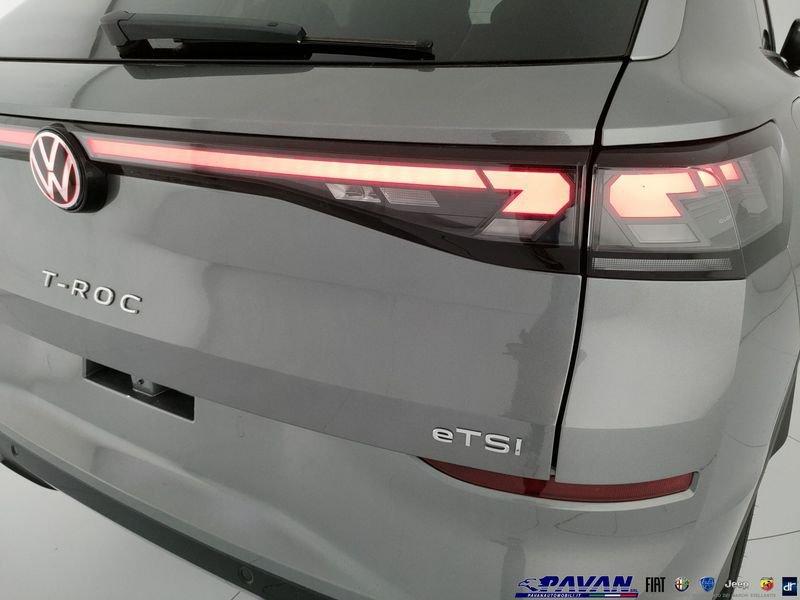Volkswagen T-Roc 1.5 eTSI ACT 150 CV DSG R-Line (Parking Pack)