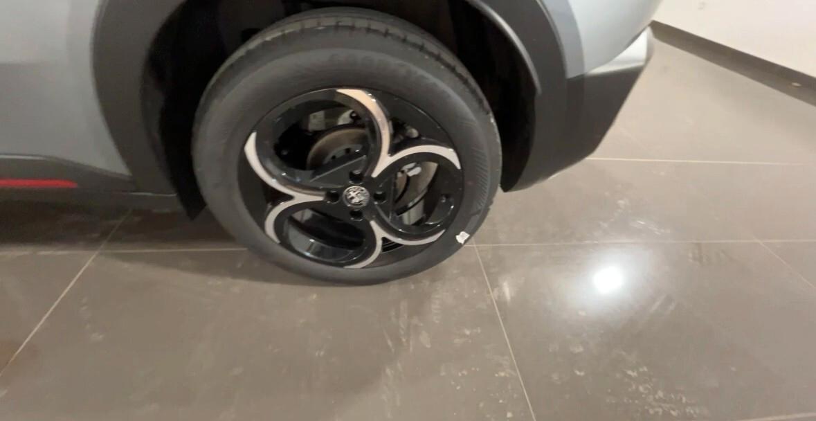 Alfa Romeo Junior 1.2 136 CV Hybrid eDCT6 Speciale KM0
