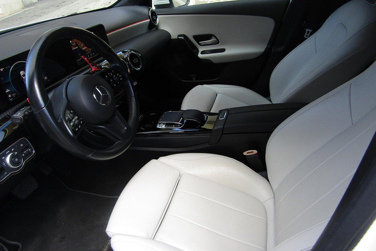 MERCEDES A 180 d Automatic Business