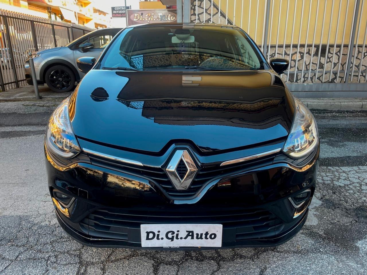 Renault Clio TCe 90 CV Moschino Intens "36000Km"⁸