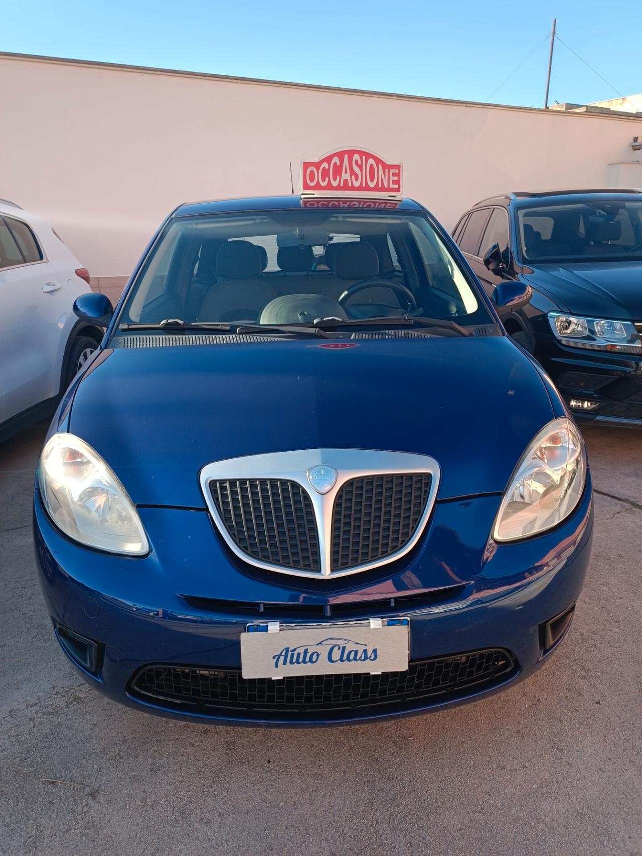 Lancia Ypsilon 1.2 Argento