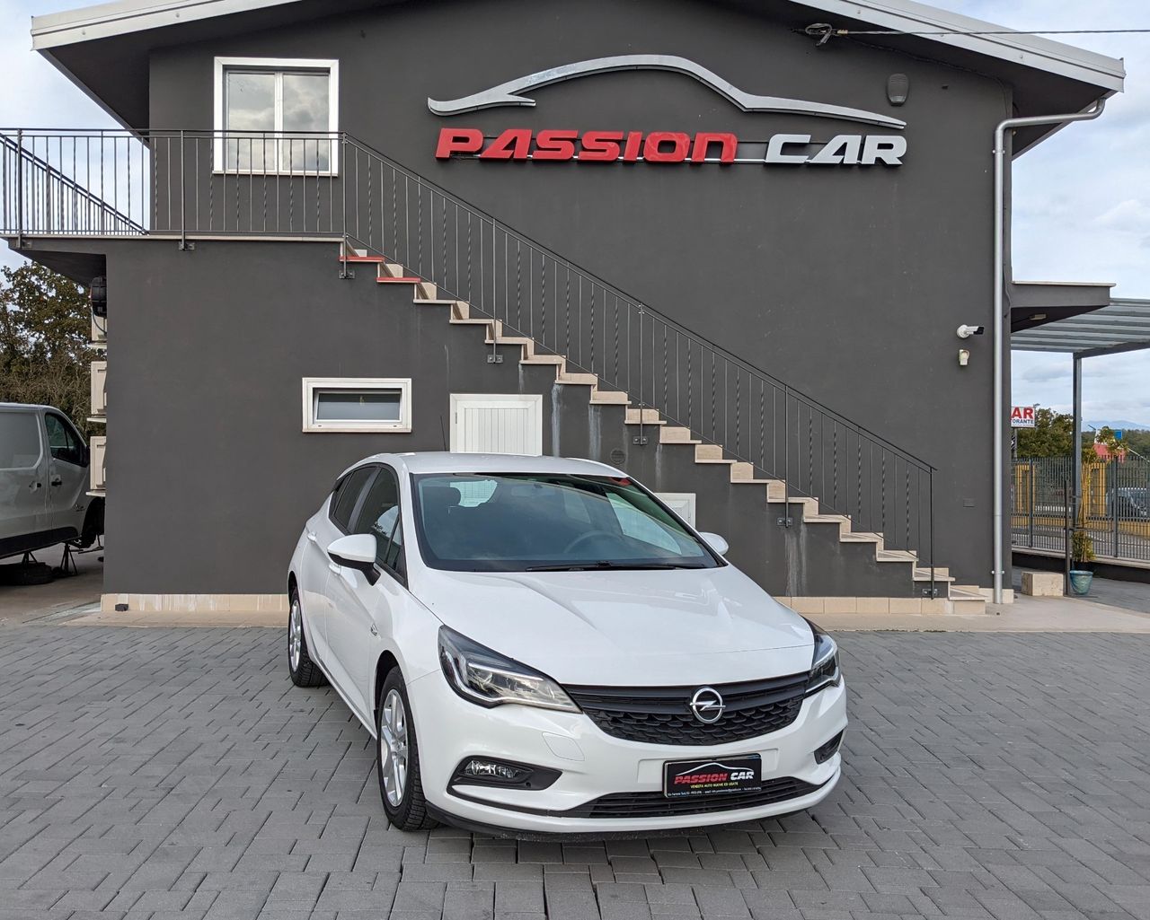 Opel Astra - 1.6 cdti - 95cv - 5p. - Business