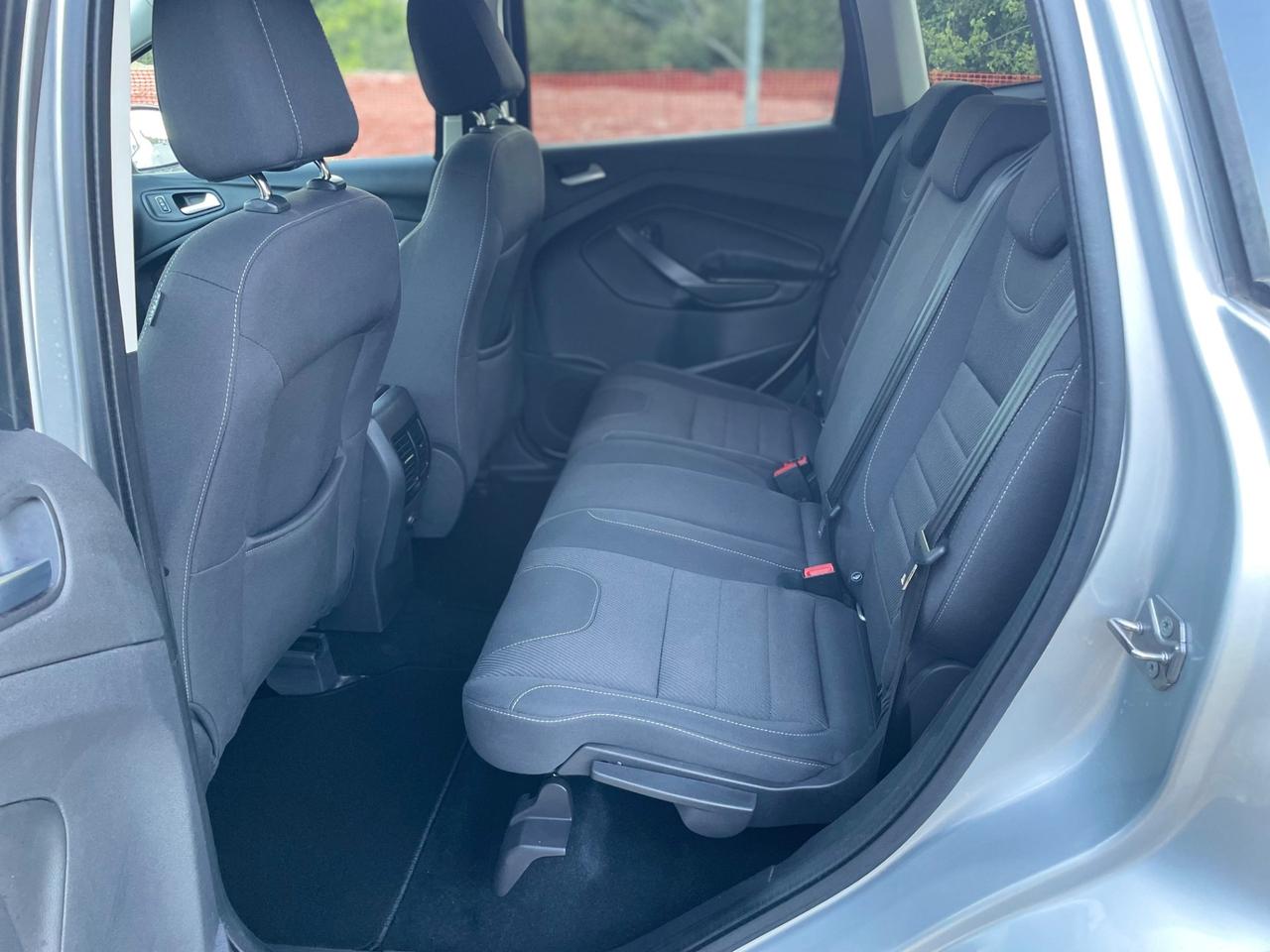 Ford Kuga 2.0 TDCI 120 CV S&S 2WD Titanium
