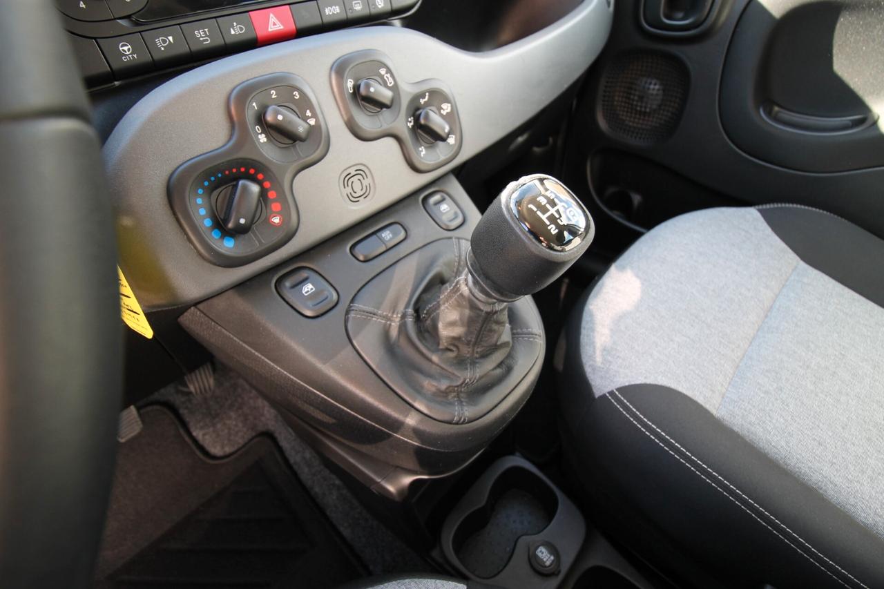 Fiat Panda 1.2 Lounge 69cv |43.000 km | 2019