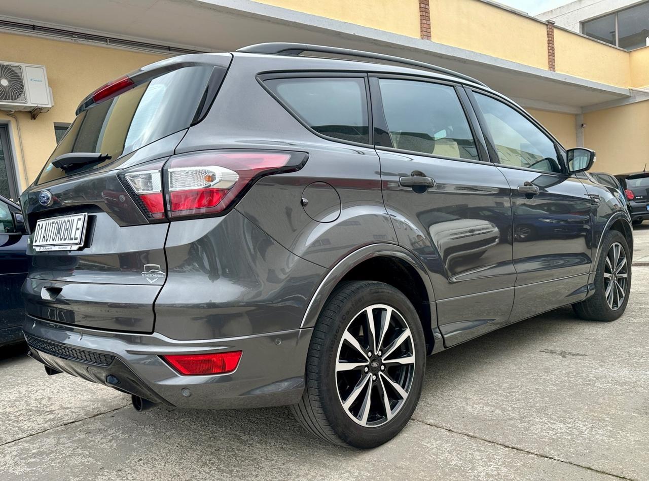 Ford Kuga 1.5 TDCI 120 CV S&S 2WD ST-Line