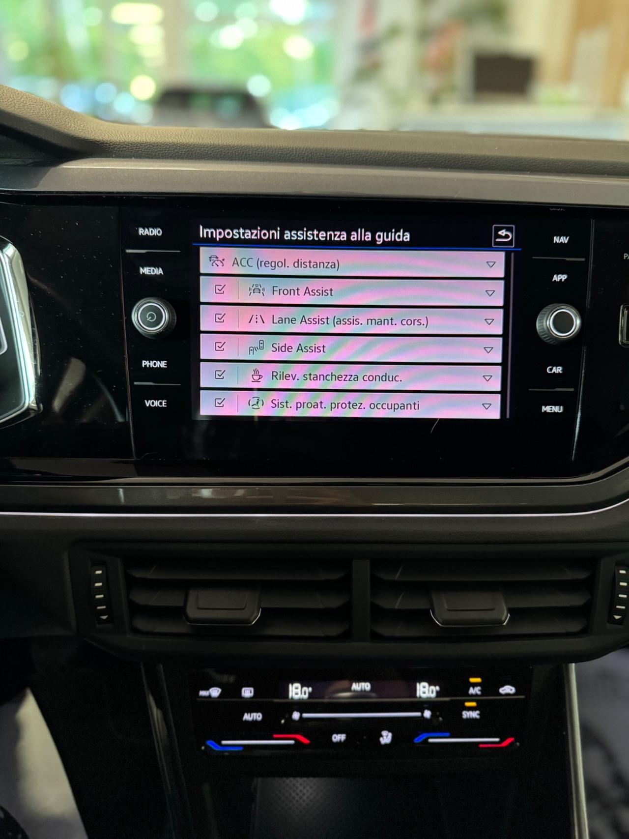Volkswagen Polo Style, fanali full led IQ LIGHT, APPLECARPLAY & ANDROID AUTO, PARCHRGGIO AUTOMATICO,