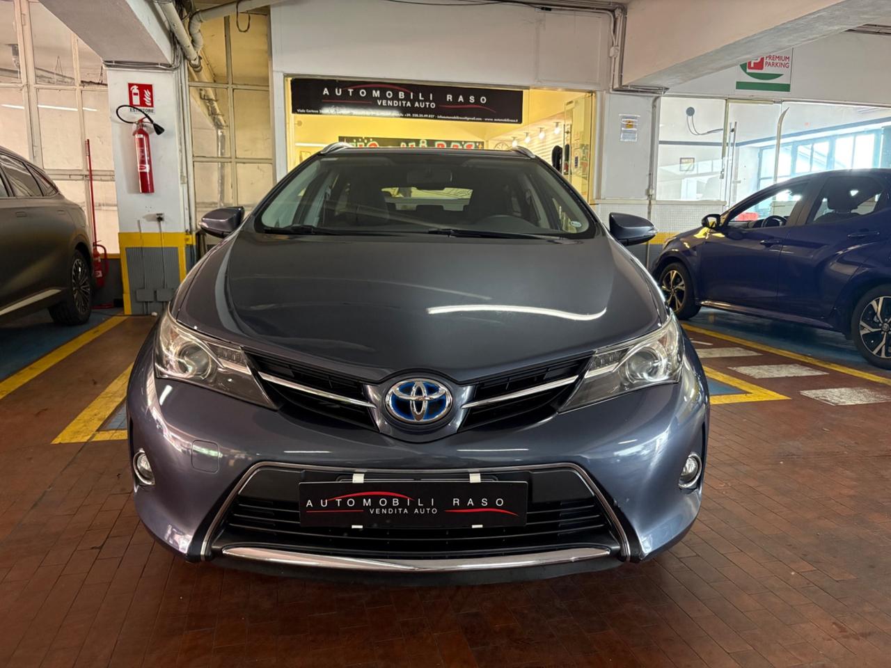 Toyota Auris Touring Sports 1.8 Hybrid Lounge