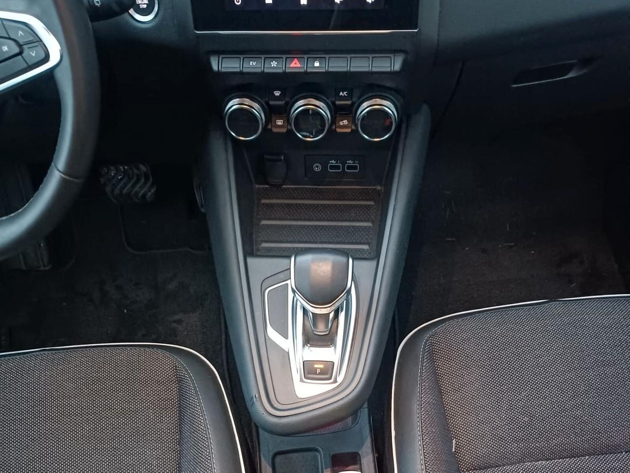 Renault Captur Full Hybrid E-Tech 145 CV Techno