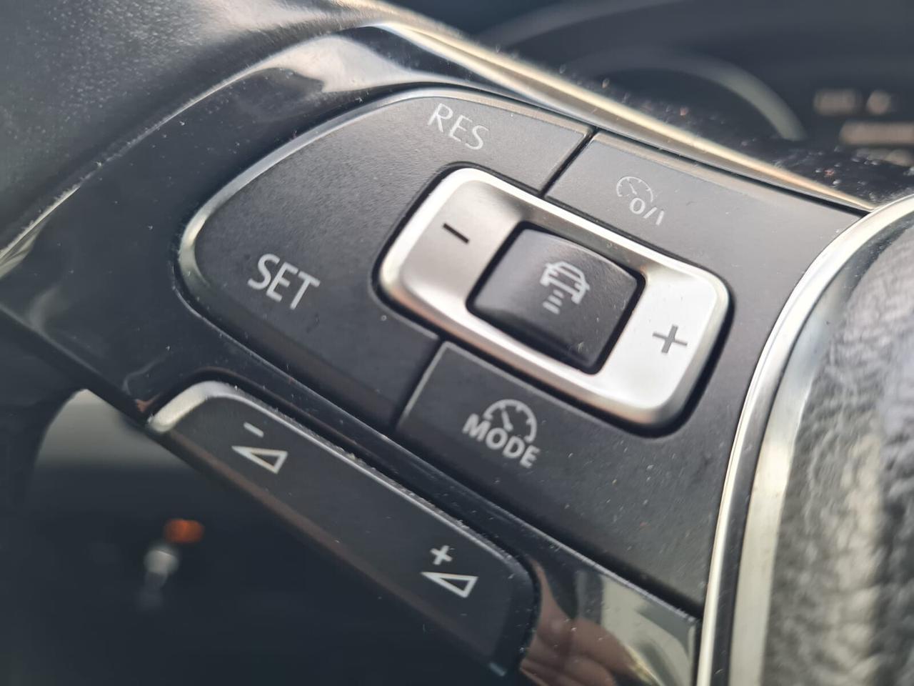 Volkswagen Passat PARI AL NUOVO