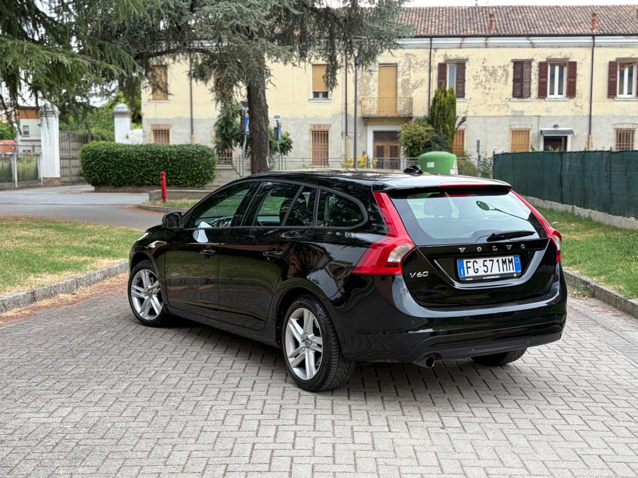 Volvo V60 D2 2.0d Automatico