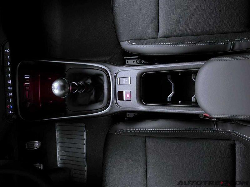 Jeep Avenger 1.2 Turbo Summit+infotainement+pack winter
