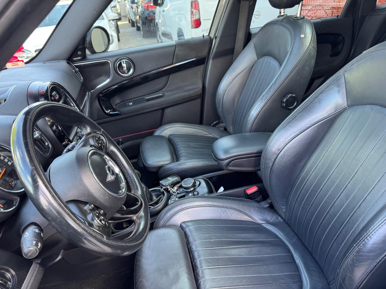Mini Cooper SD Countryman 2.0 Hype ALL4 Automatica
