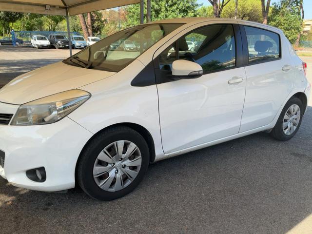 TOYOTA Yaris 1.0 5 porte Active