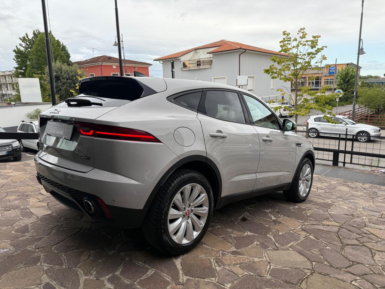 Jaguar E-Pace 2.0D 180 CV AWD aut. S