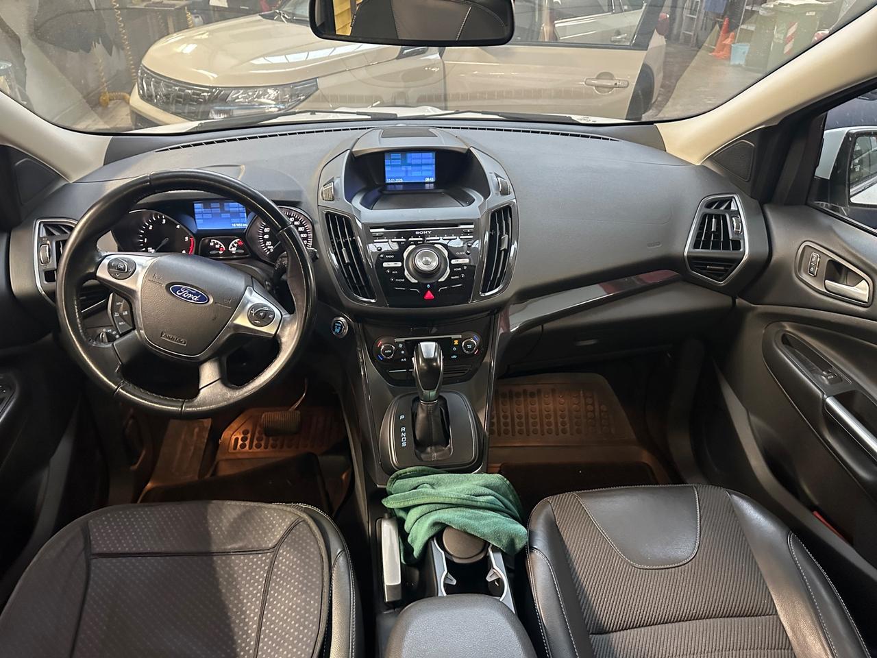 Ford Kuga 2.0 TDCI 163 CV 4WD Problemi cambio.