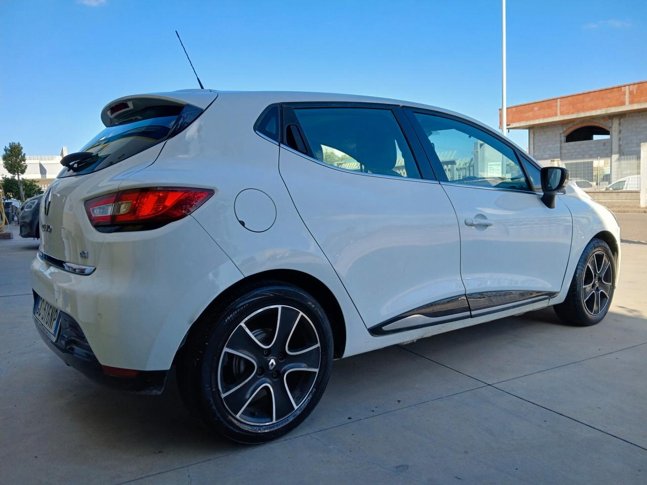 RENAULT Clio Energy Duel 1.500 dCi 75cv Km119.000