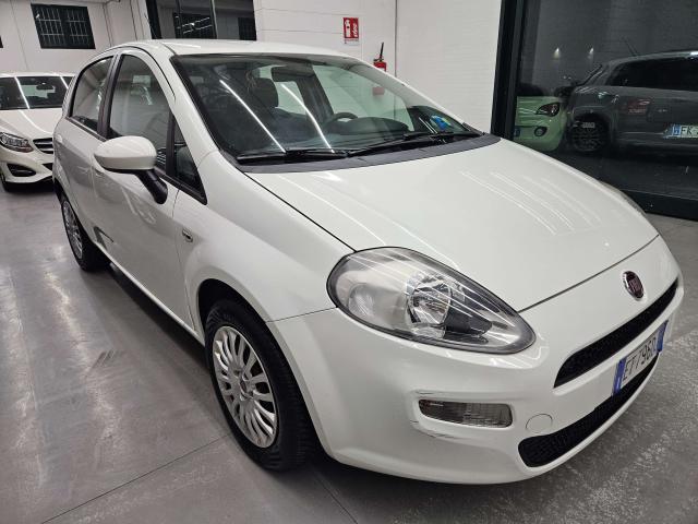 Fiat Punto Punto III 2012 5p 1.2 Lounge E6