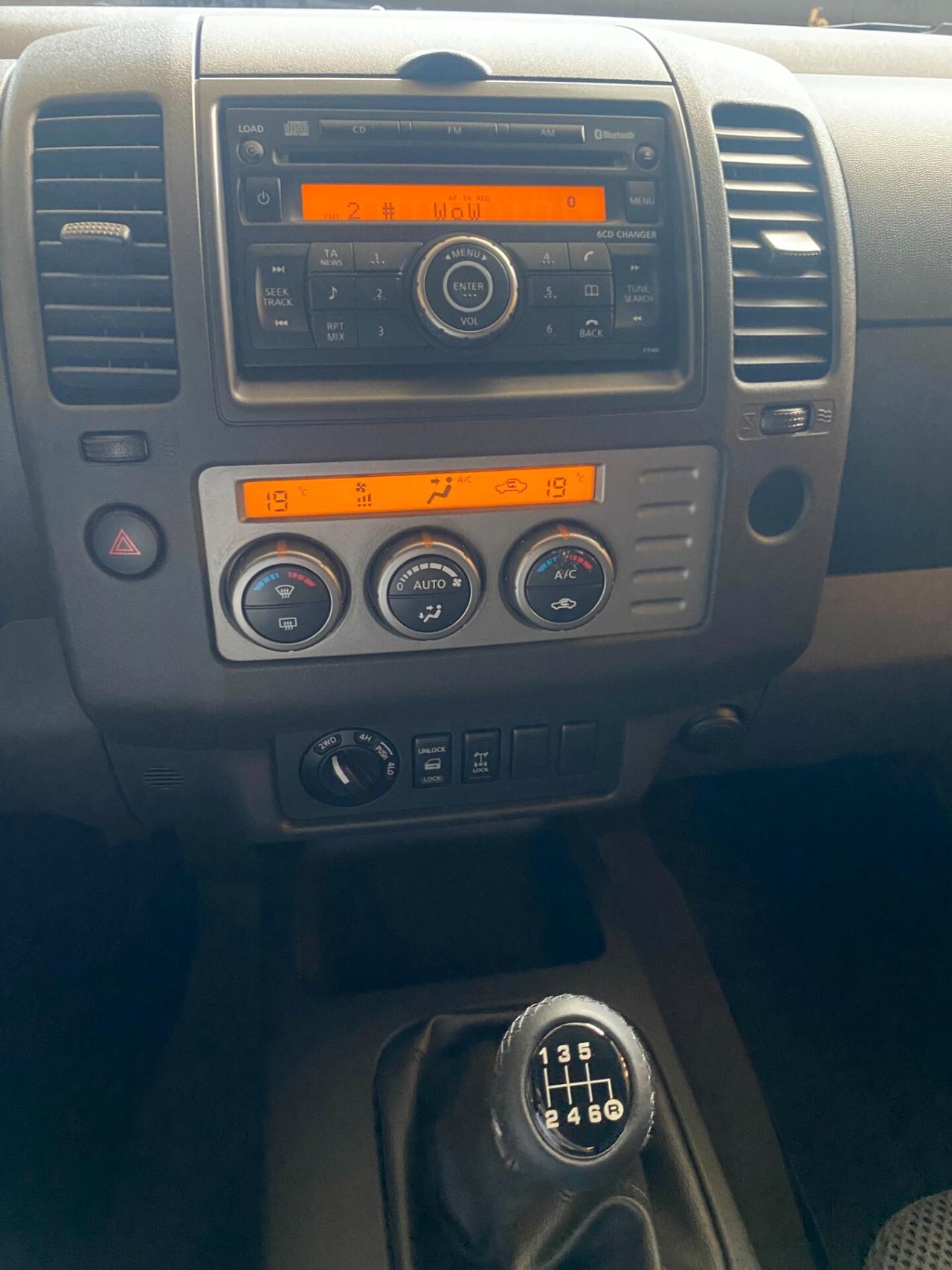 Nissan Navara 2.5 dCi 4 porte Double Cab LE awd
