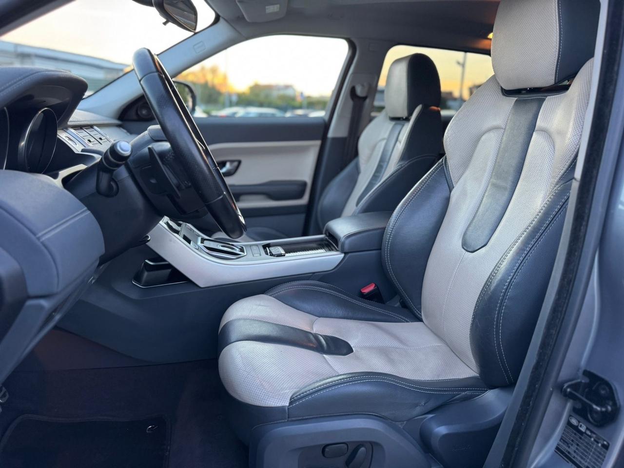 Land Rover Range Evoque 2.2 TD4 5p. Dynamic