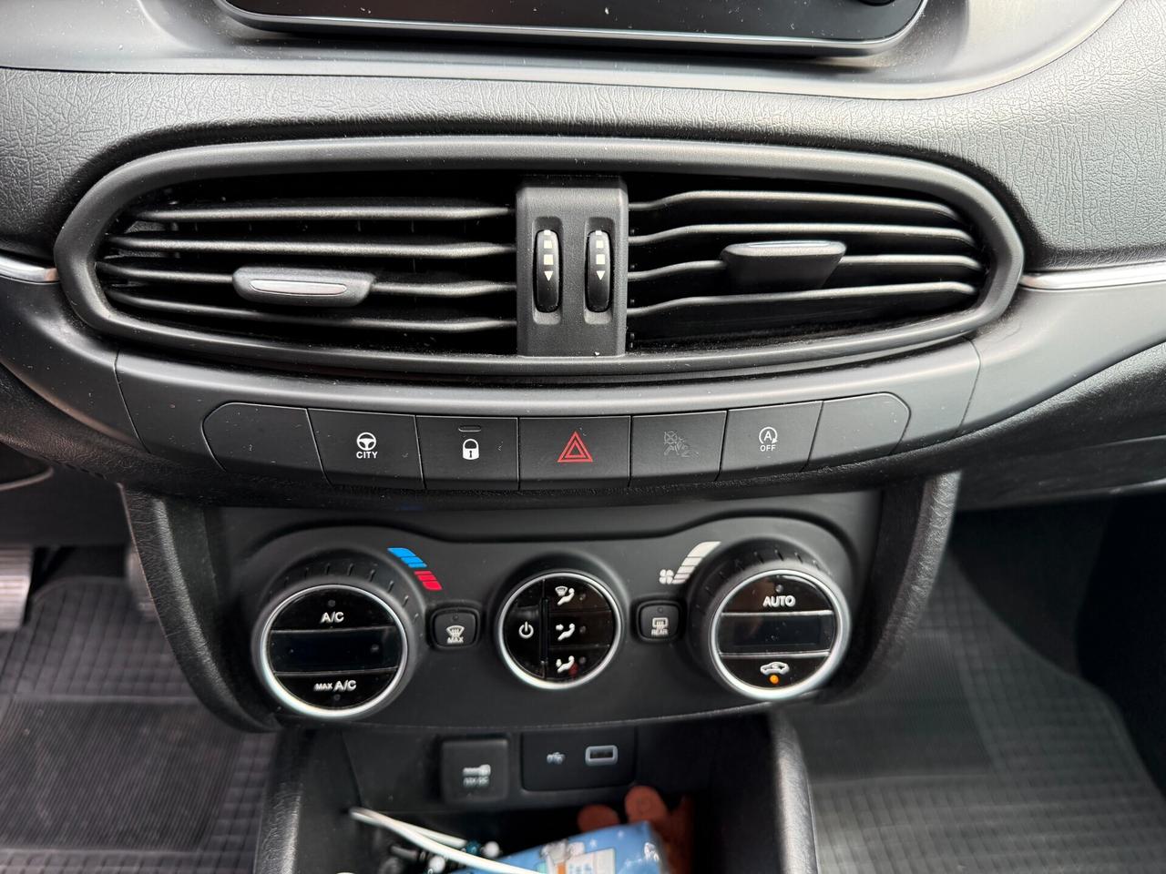 Fiat Tipo 1.6 Mjt S&S 5 porte Lounge