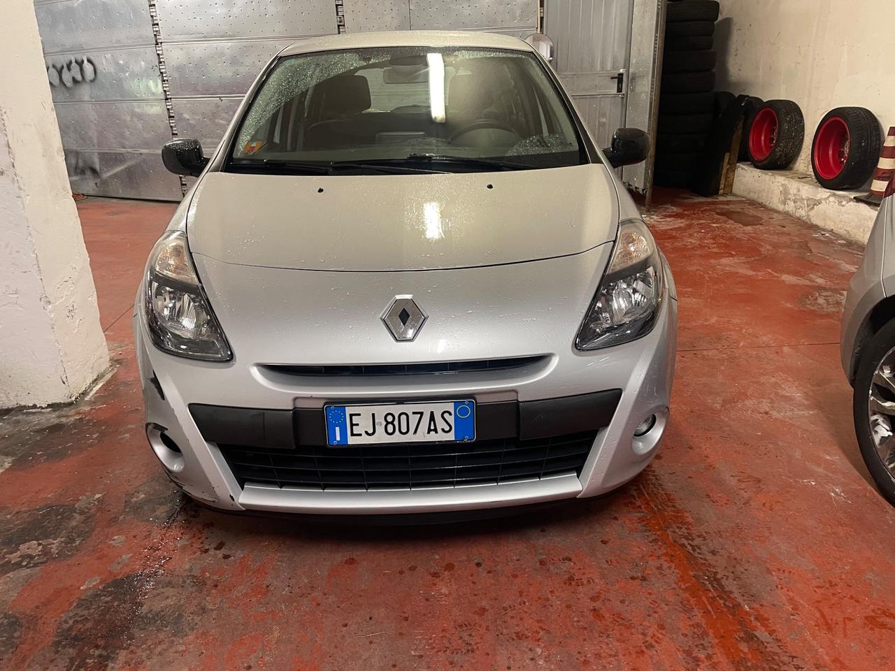 Renault Clio 1.2 16V 5 porte Dynamique