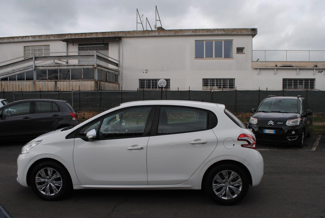 PEUGEOT 208 1.2 82 CV OK NEOPATENTATI