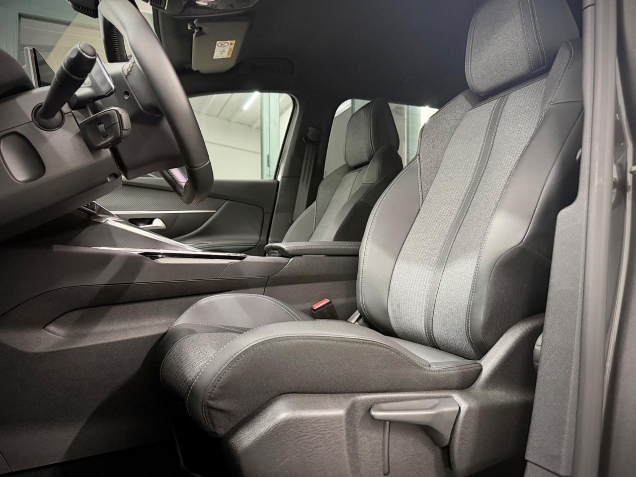 Peugeot 3008 1.5 BlueHDi EAT8 Allure Pack 130cv
