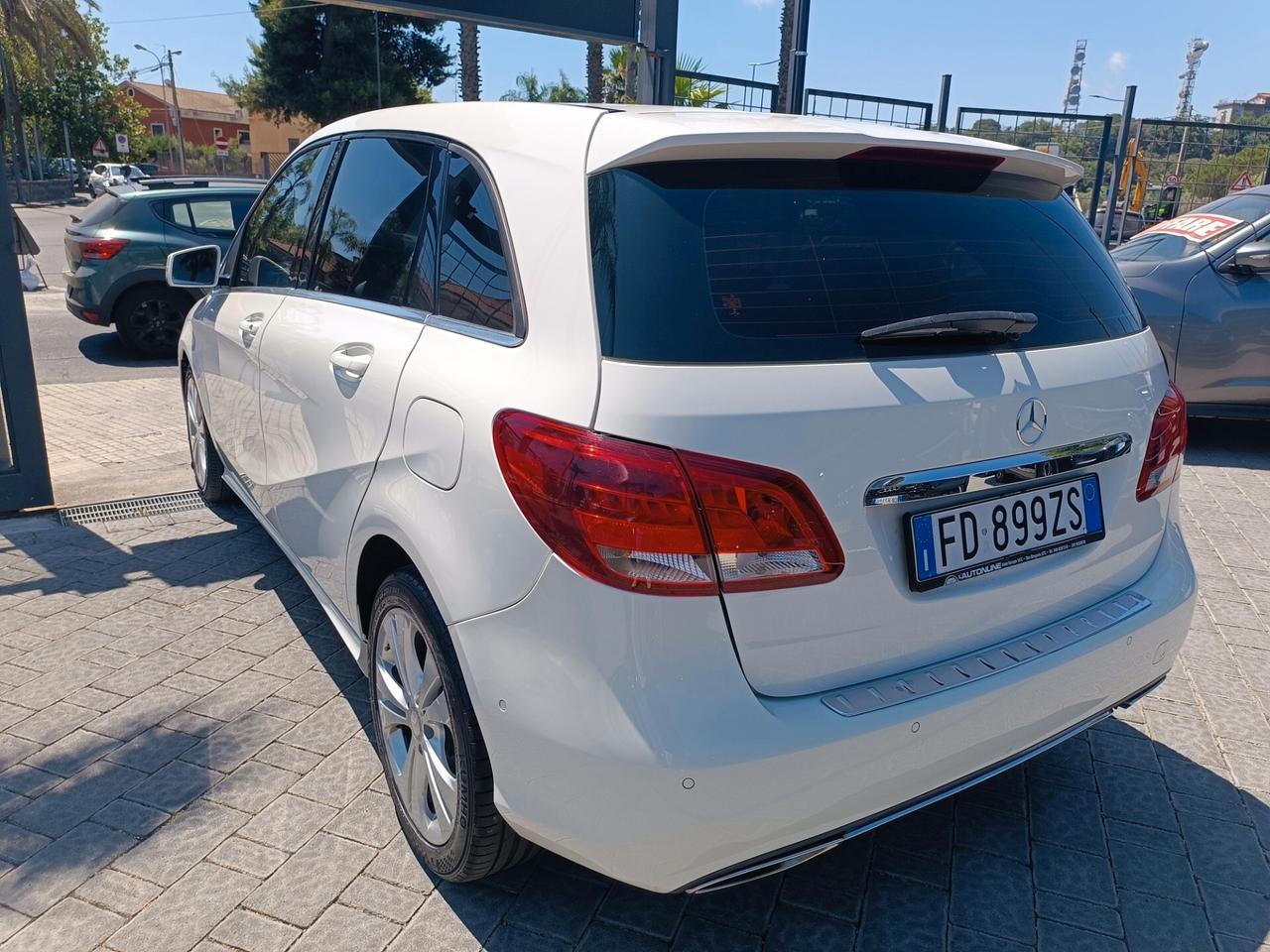 Mercedes-benz B 200 d Sport