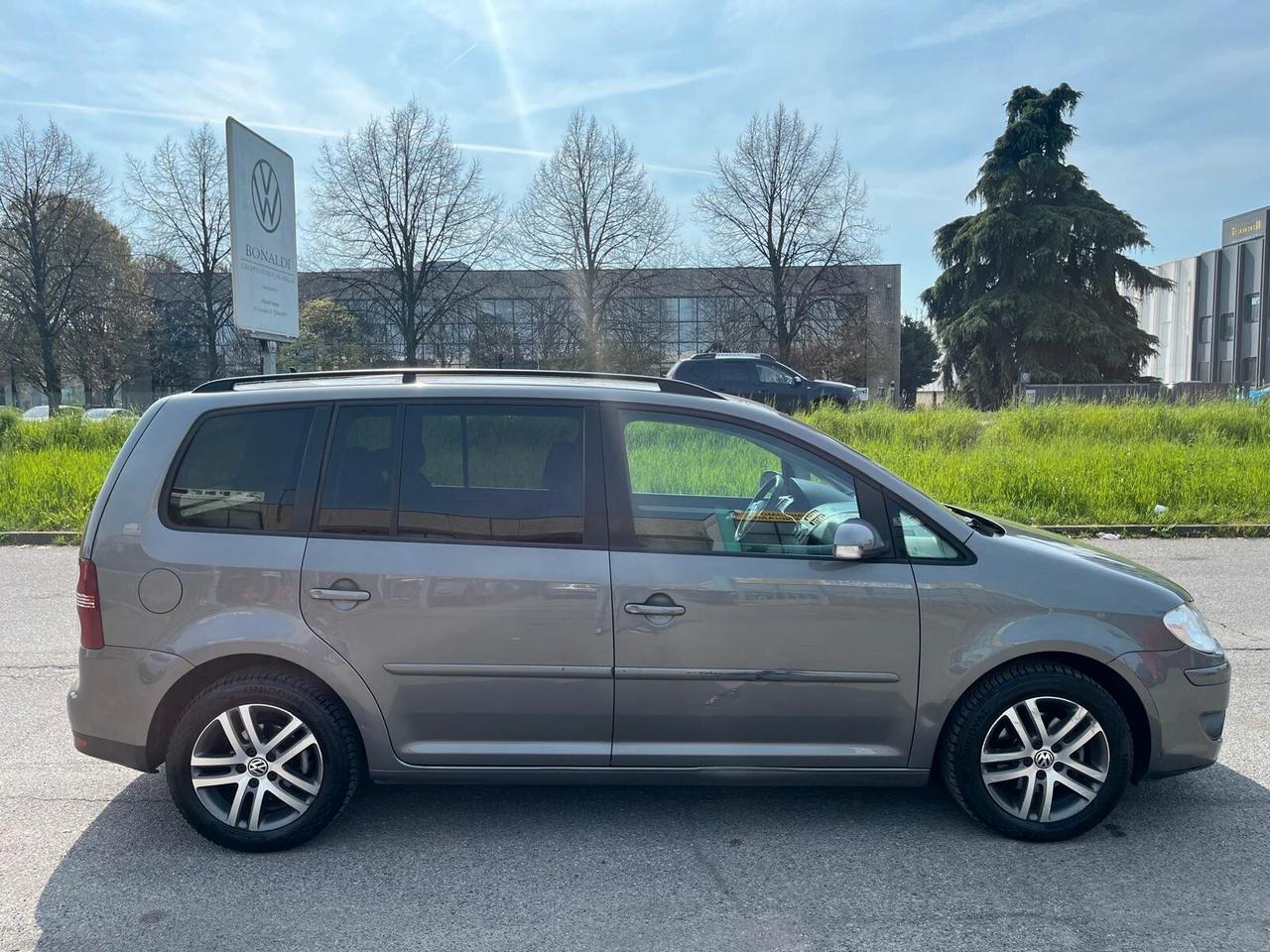 Volkswagen Touran 1.6 Trendline Bifuel G