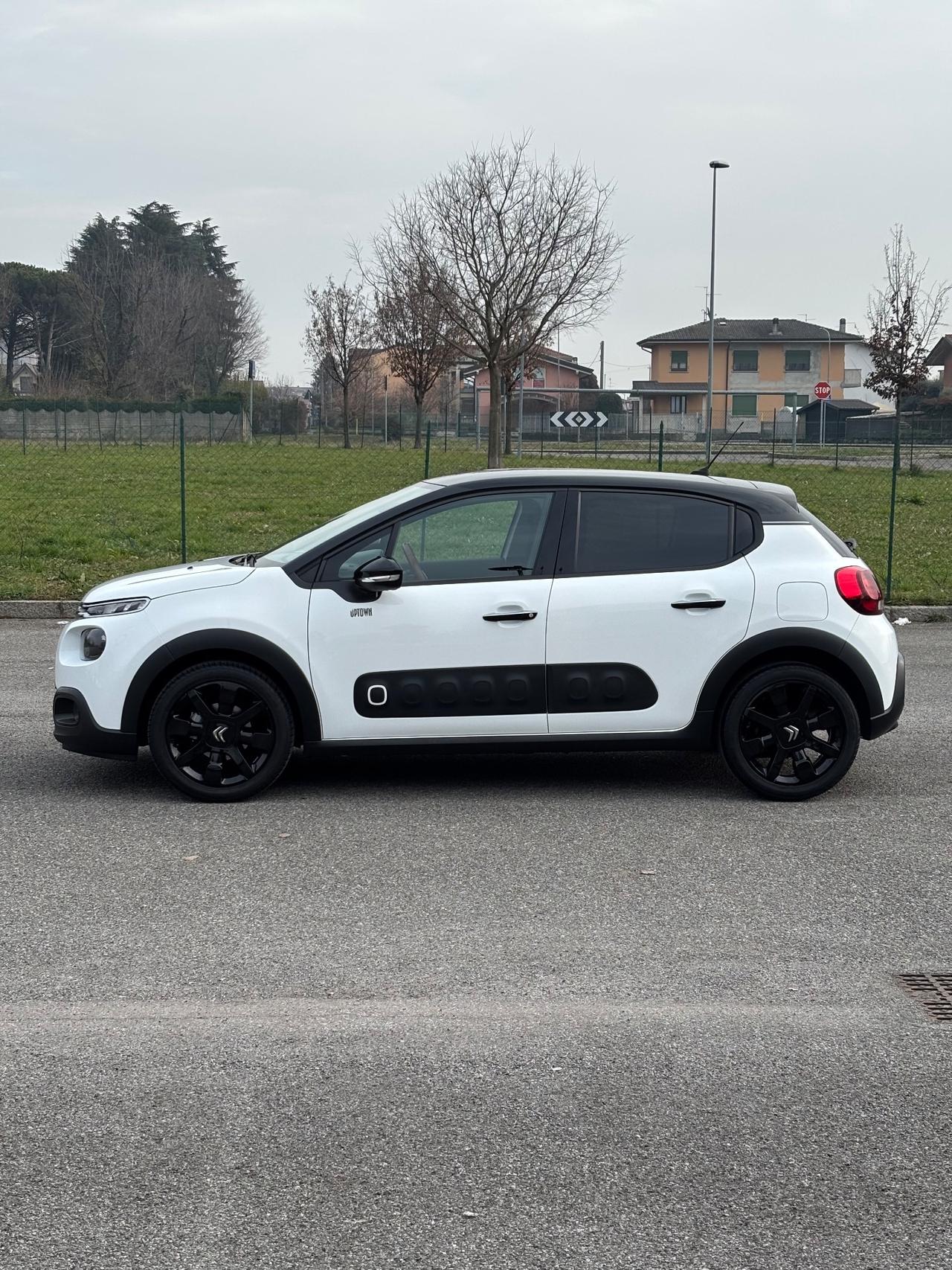 Citroen C3 PureTech 82 S&S Uptown